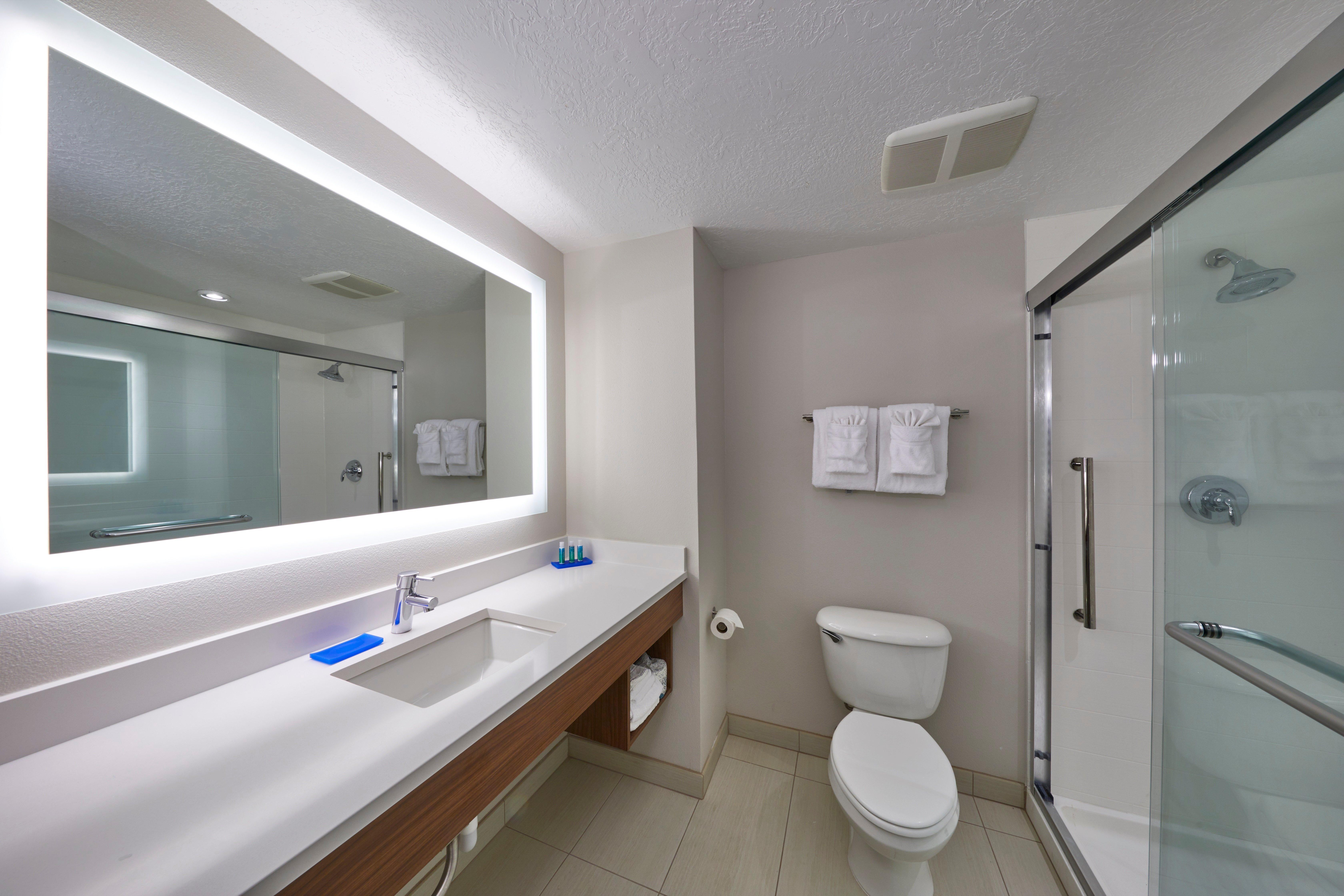 Holiday Inn Express Hotel & Suites Medford-Central Point By Ihg Exterior foto
