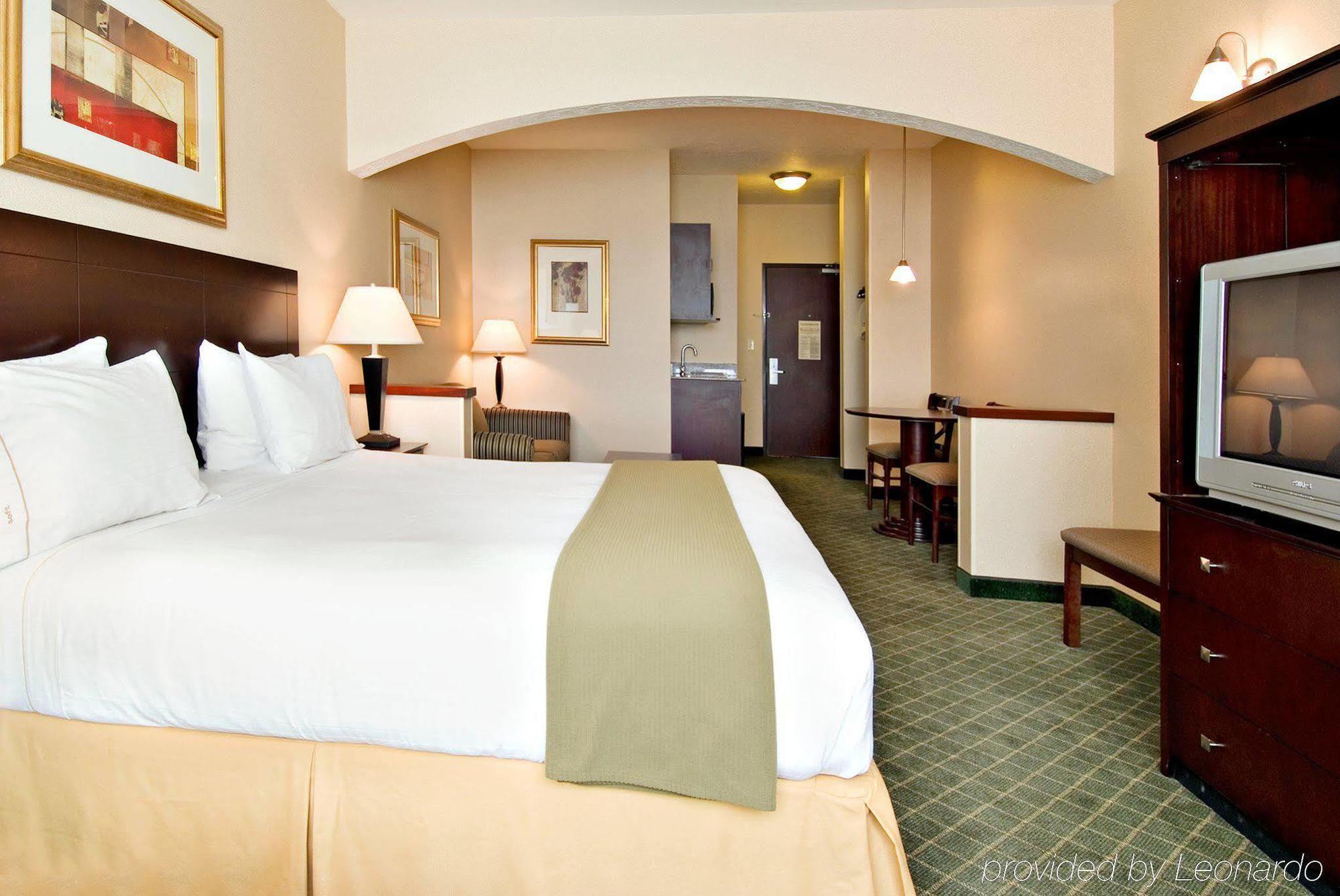 Holiday Inn Express Hotel & Suites Medford-Central Point By Ihg Exterior foto