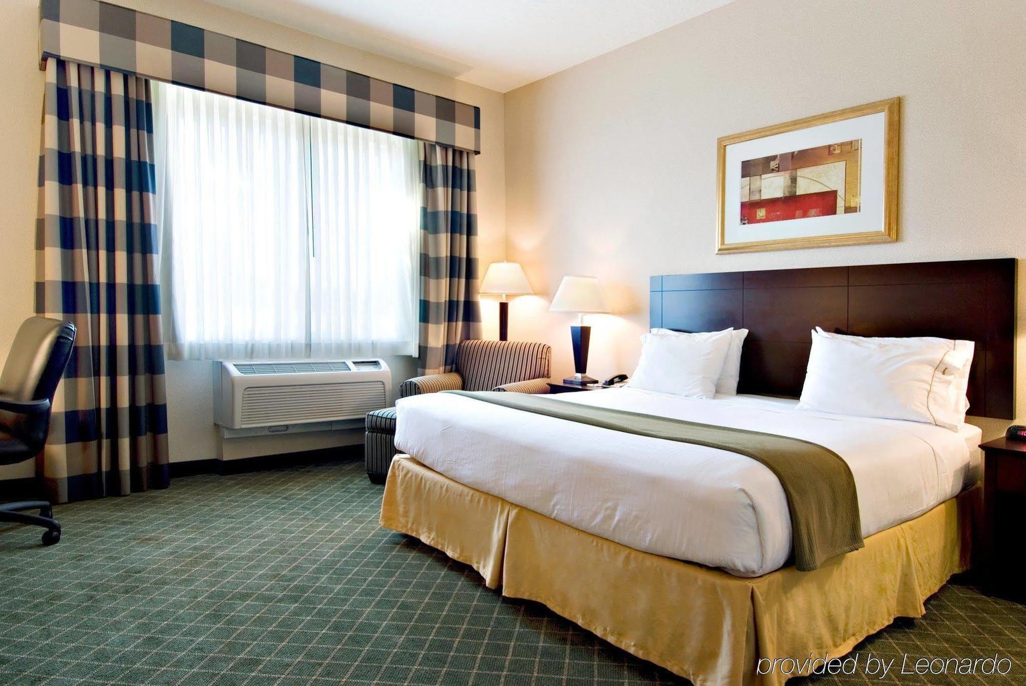 Holiday Inn Express Hotel & Suites Medford-Central Point By Ihg Quarto foto